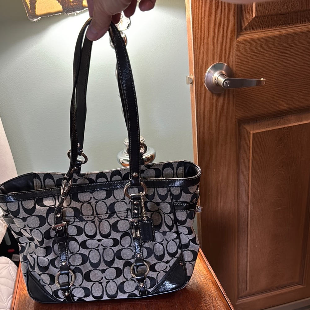 Coach Black and Gray Shoulder Bag